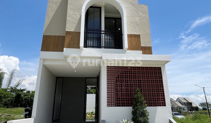 Dijual Rumah 2 Lantai Dekat Unisma, Uin, Umm & Ub di Merjosari Kota Malang