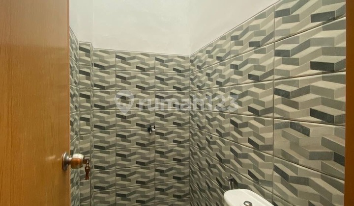 New Ready-to-Occupy 3-Story Foundation House in Sawojajar, Malang City 2