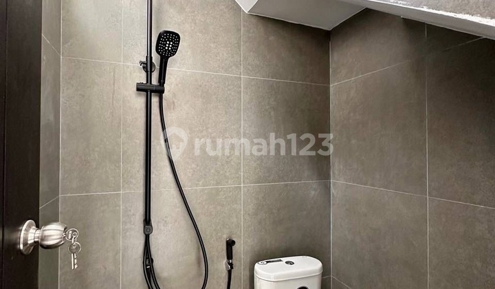 For Sale New 2-Story House in Pandanwangi Sulfat, Blimbing, Malang City 2