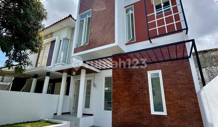 Dijual Rumah Baru 2 Lantai di Pandanwangi Sulfat Blimbing Kota Malang