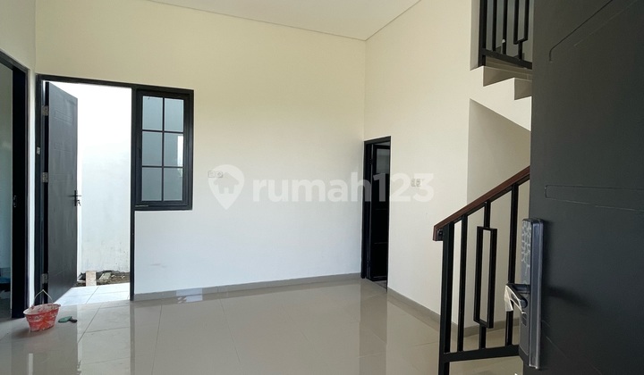 Dijual Rumah Bagus Modern 2 Lantai di Ngijo Karangploso Malang Dijual Rumah Bagus Modern 2 Lantai di Ngijo Karangploso Malang