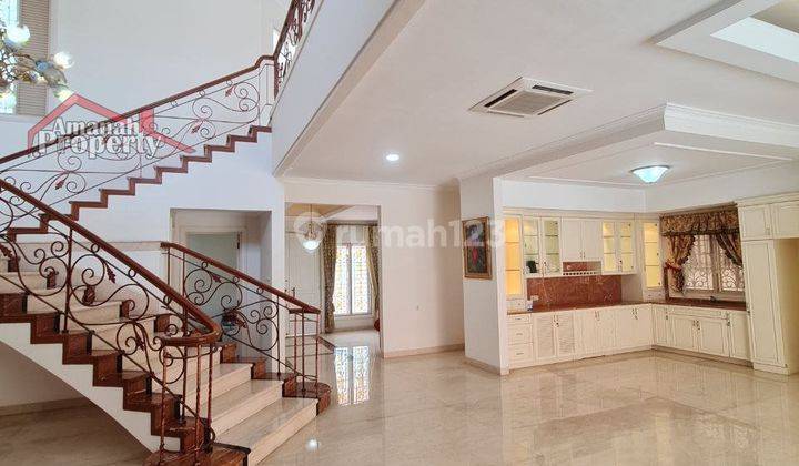 Rumah Lantai Marmer Private Pool Dekat Nizamia Cipayung Jaktim 24