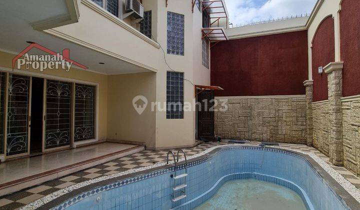 Rumah Lantai Marmer Private Pool Dekat Nizamia Cipayung Jaktim 31