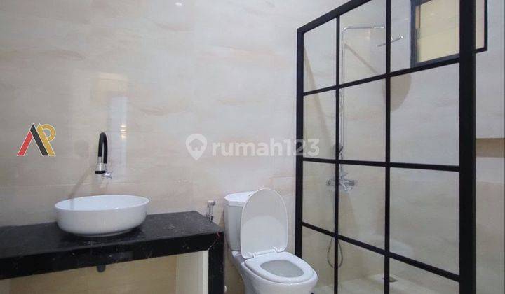 Rumah Ready Konsep Modern Minimalis 2 Lantai Panmas Depok 2