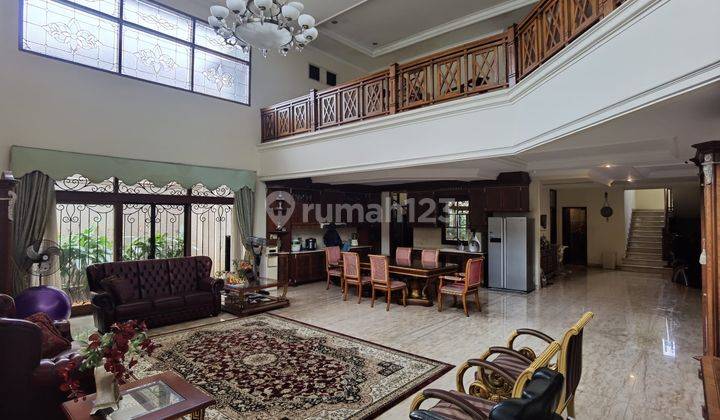 Rumah di Ampera Cilandak timur 2Lantai SHM Utara kolam renang 2