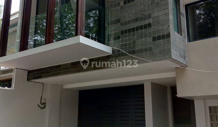 Rumah Di Pangkalan Jati Minimalis Shm 3 Lantai 1