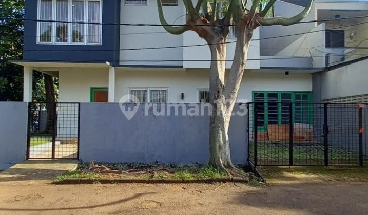 Rumah Bagus di Komplek Kucica Bintaro Sektor 9