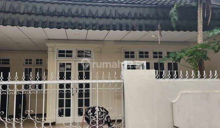 Rumah Terawat di Bendungan Hilir Jakpus  1