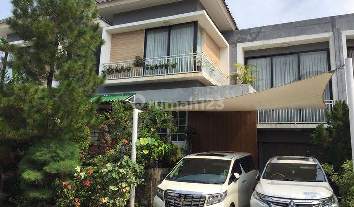 Rumah Semi Furnish di Kebayoran Symphoni Bintaro 1