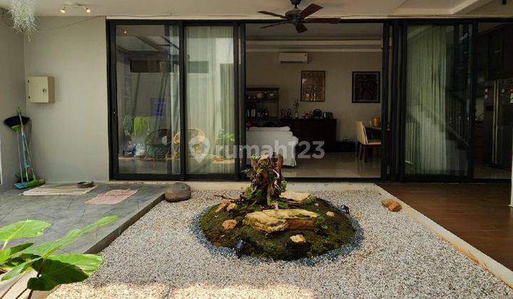 Rumah Mewah Privat Pool di Kebayoran Resident Bintaro Jaya 2