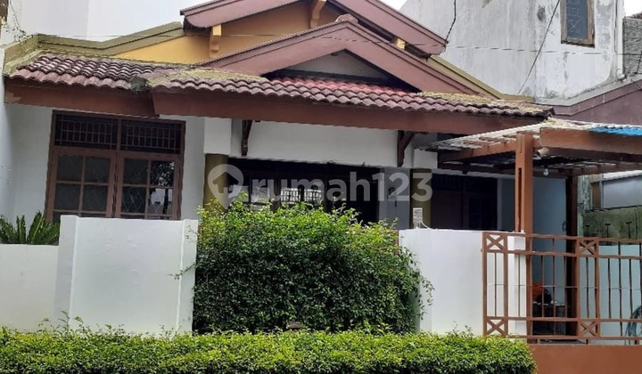 1-Story House in Kasuari Bintaro Sector 9