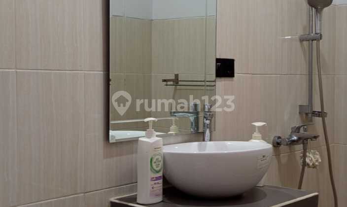 Rumah Full Furnish di Bukit Nusa Indah Ciputat 2