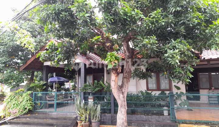 Rumah Rapih di Komplek Pisok Bintaro Jaya Sektor 5