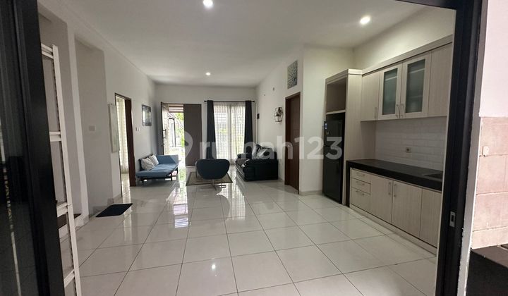 Serene House in Emerald Garden Bintaro Jaya