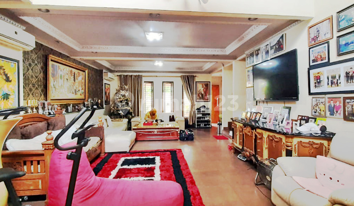 Rumah Nyaman dan Siap Huni di Menteng Bintaro, Tangerang Selatan