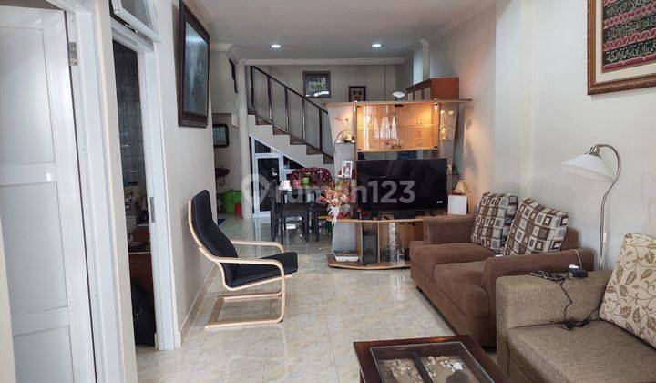 Rumah di Villa Bintaro Indah, Harga 1m An Siap Huni  1