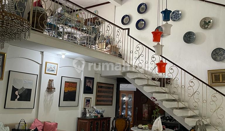 Rumah siap huni di kebayoran baru jaksel