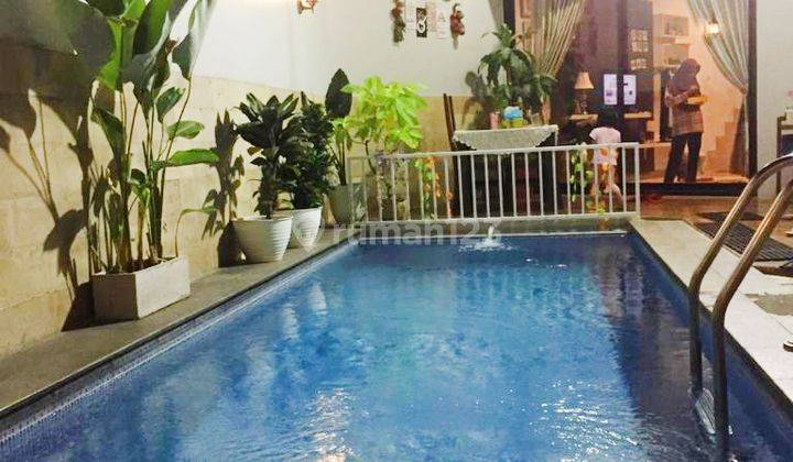 Rumah Bagus Dengan Pool di Melia Garden Graha Raya Bintaro 1