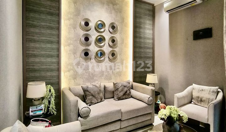 Beautiful and ready-to-live house in Discovery Bintaro Sector 9.