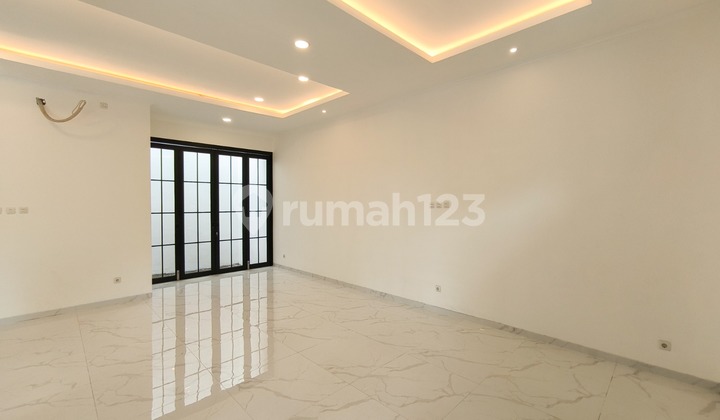 Beautiful Brand New House in a Serene Environment at Kasuari Cluster, Bintaro Jaya, Sector 9 2