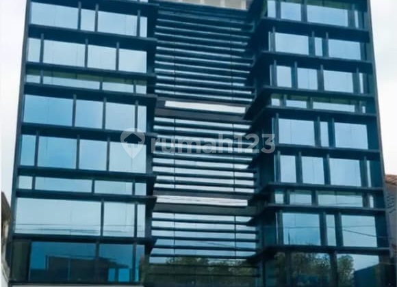 Building in a Strategic Location at Utan Kayu Office, Jl Utan Kayu Raya Matraman Building in a Strategic Location at Utan Kayu Office, Jl Utan Kayu Raya Matraman