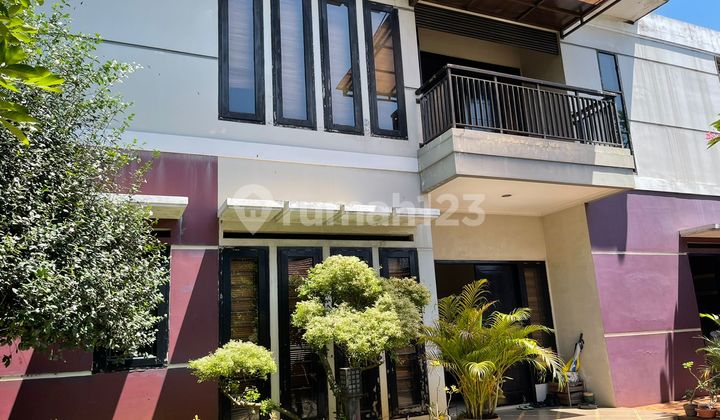 House in Bintaro Sector 2 cluster, spacious yard and ready to occupy.