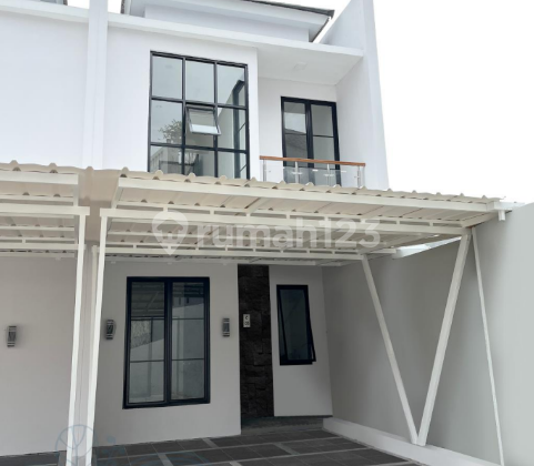 New House in Bintaro Jaya New House in Bintaro Jaya