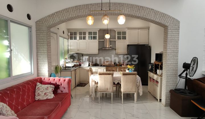Nice House in Oriana Permata Bintaro Jaya Sector 9