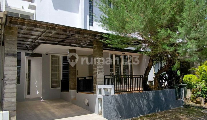 Rumah Bagus di Emerald View Bintaro Jaya Sektor 9