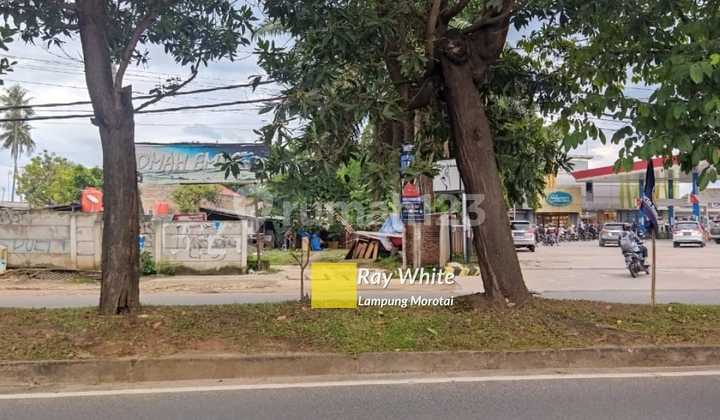 For Sale: Nice House On Pinang Emas Street, Pondok Indah, DKI Jakarta For Sale: Nice House On Pinang Emas Street, Pondok Indah, DKI Jakarta