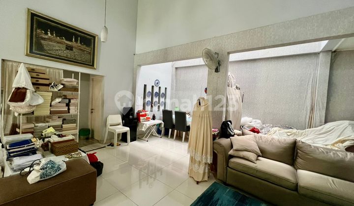 Rumah Bagus Hoek di Puri Bintaro, Bintaro Jaya Sektor 9