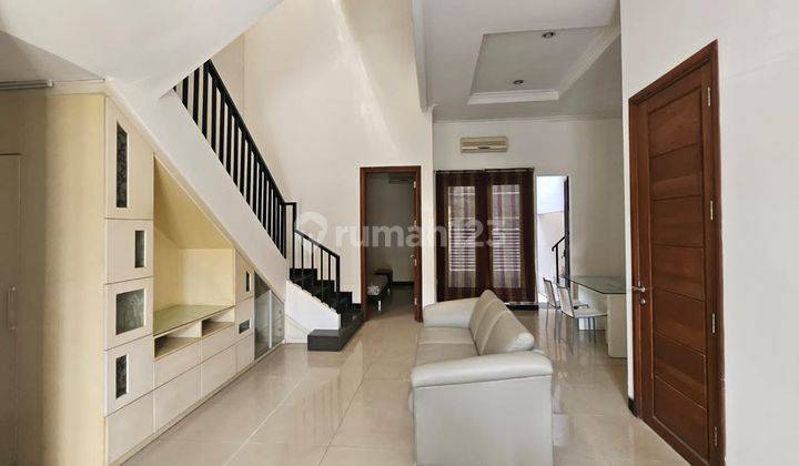 Disewakan Graha Famili Siap Huni Semi Furnished 2