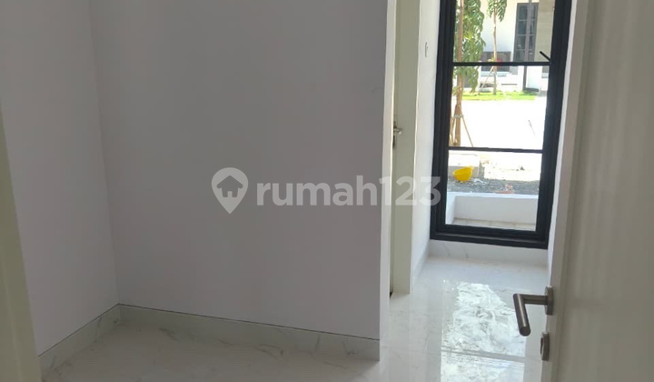 Rumah Baru Gress Dian Istana La Fleur Surabaya Barat 2