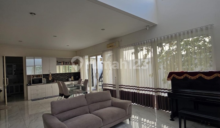 Rumah Luas Cantik Termurah di Citraland Depan Rumah Luas Cantik Termurah di Citraland Depan