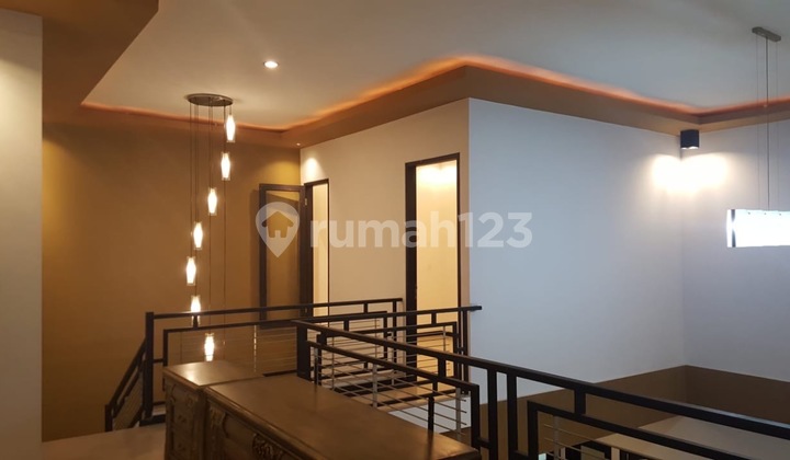 rumah minimalis 2 lantai sidosermo