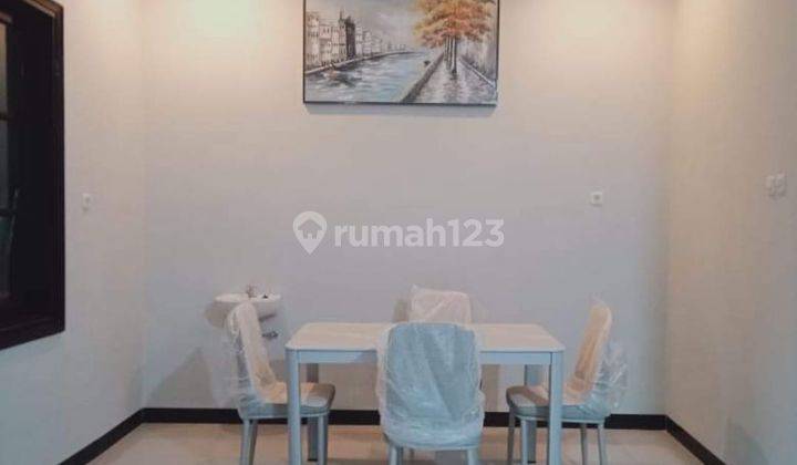 rumah 1,5 lantai sudah renovasi citraland surabaya barat 2