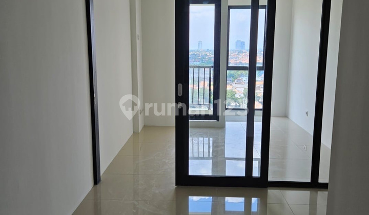 Apartment vittorio citraland wiyung 1 BR sekat 2