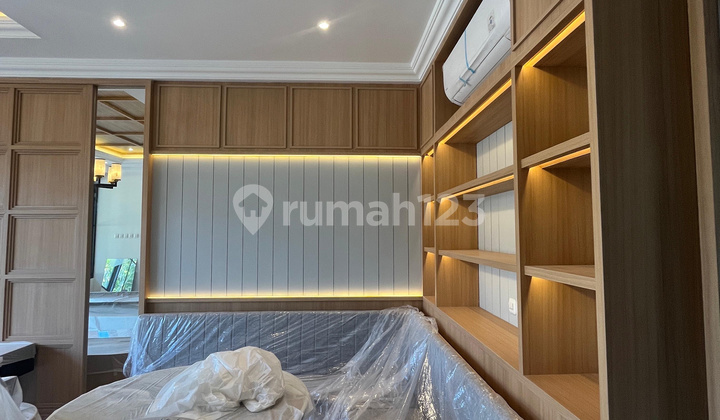 dian istana surabaya 2