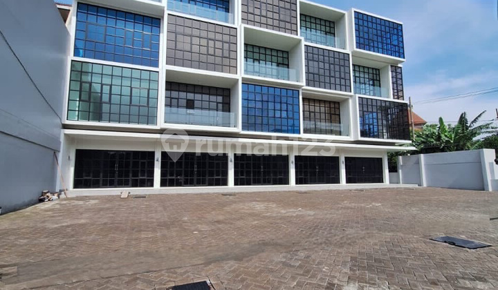 Dinoyo Baru shop house