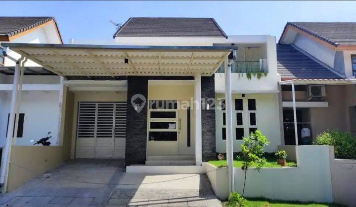 dijual rumah plus kolam renang 1,5 lantai murah 1