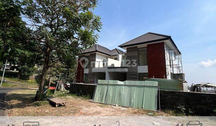 Dijual Villa Resort Baru Denga 2 Private Pool Dan 15 Kamar Tidur 1