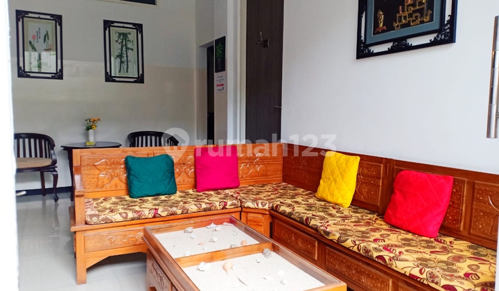 For sale, 3 four-story shop houses suitable for OYO, boarding houses, or guest houses. 2