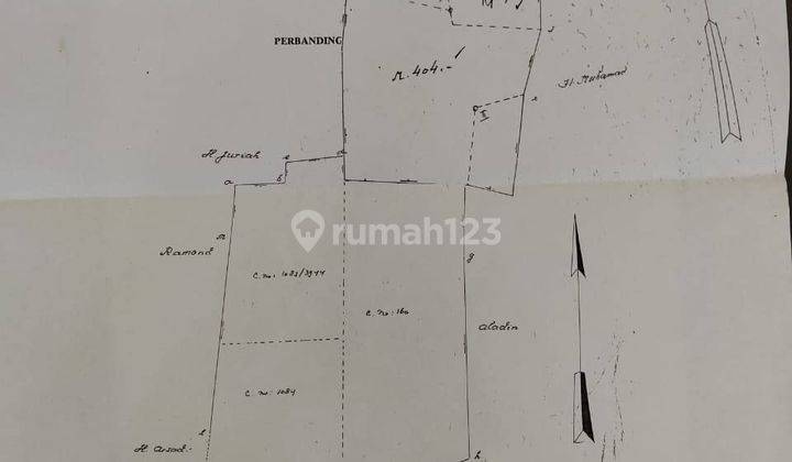 Lahan & Bangunan Tua Dijual Hitung Tanah.ada 1 Bangunan / Rumah Utama Dan 2 Rumah Lebih Kecil. 2