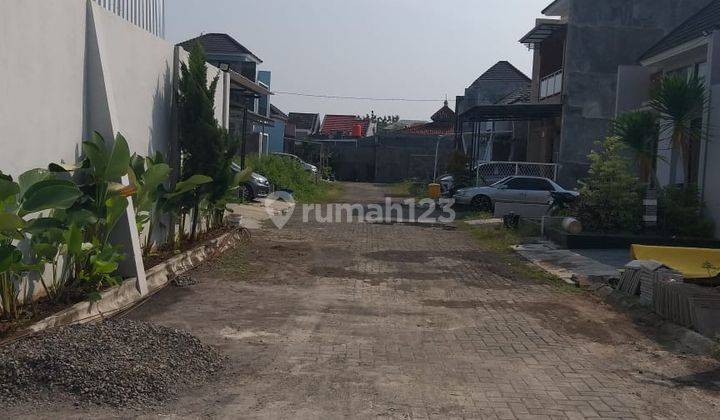 Rumah 2 lantai di pedurungan semarang kota 10