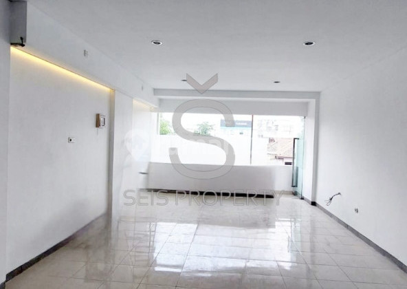 FOR RENT: COMMERCIAL SPACE ON JL PASIRKALIKI WING, BANDUNG CITY