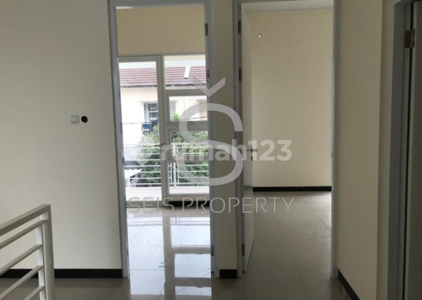 For Rent: 2-Story House in Tki Sommerville, Bandung City