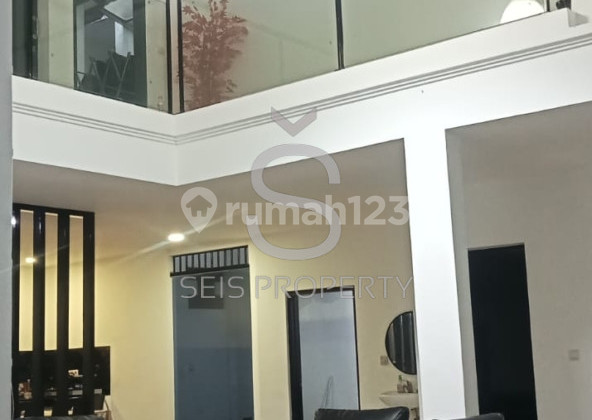 For Sale 2-Storey Residential House in Taman Kopo Indah, Bandung City For Sale 2-Storey Residential House in Taman Kopo Indah, Bandung City
