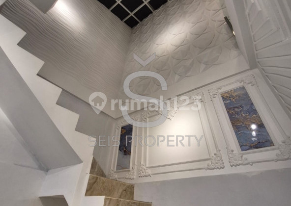 Dijual Rumah Vibes Mewah di Komplek Cibaligo Permai Cihanjuang Bdg Barat 2