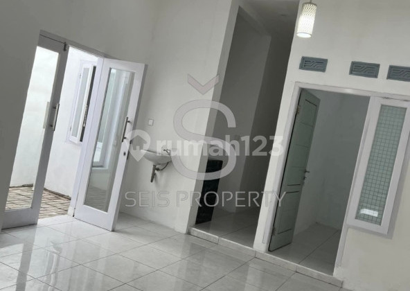 Dijual Rumah Siap untuk Dihuni Kosongan di Sarijadi Kota Bandung Dijual Rumah Siap untuk Dihuni Kosongan di Sarijadi Kota Bandung