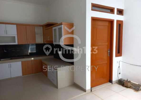 For Rent, Ready-to-Occupy House in Turangga, Bandung City For Rent, Ready-to-Occupy House in Turangga, Bandung City